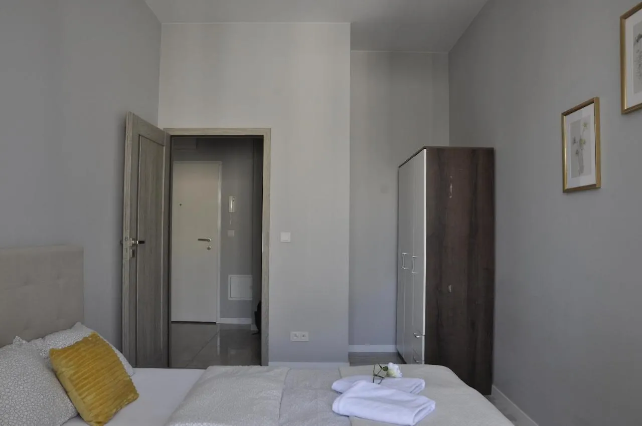 Prudentia Apartments Klobucka Warsaw 0*,  Poland